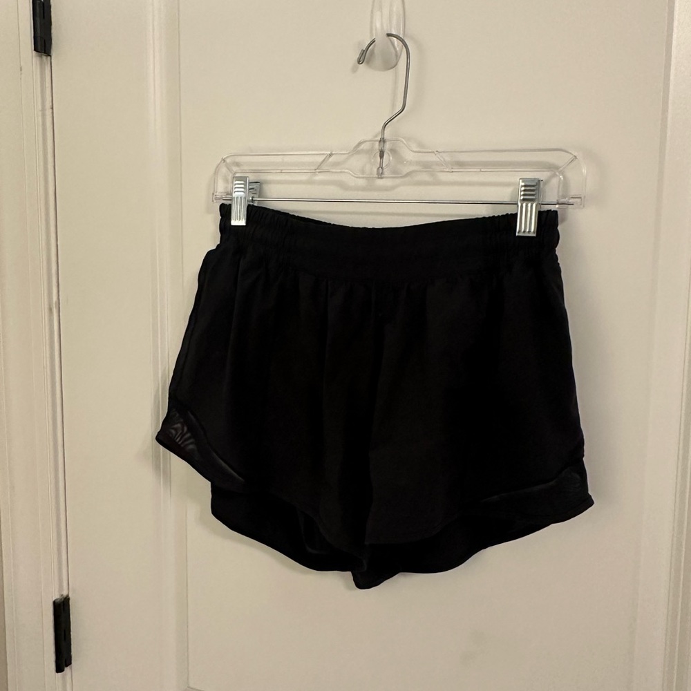 LULULEMON Hotty Hot 4” Shorts Black